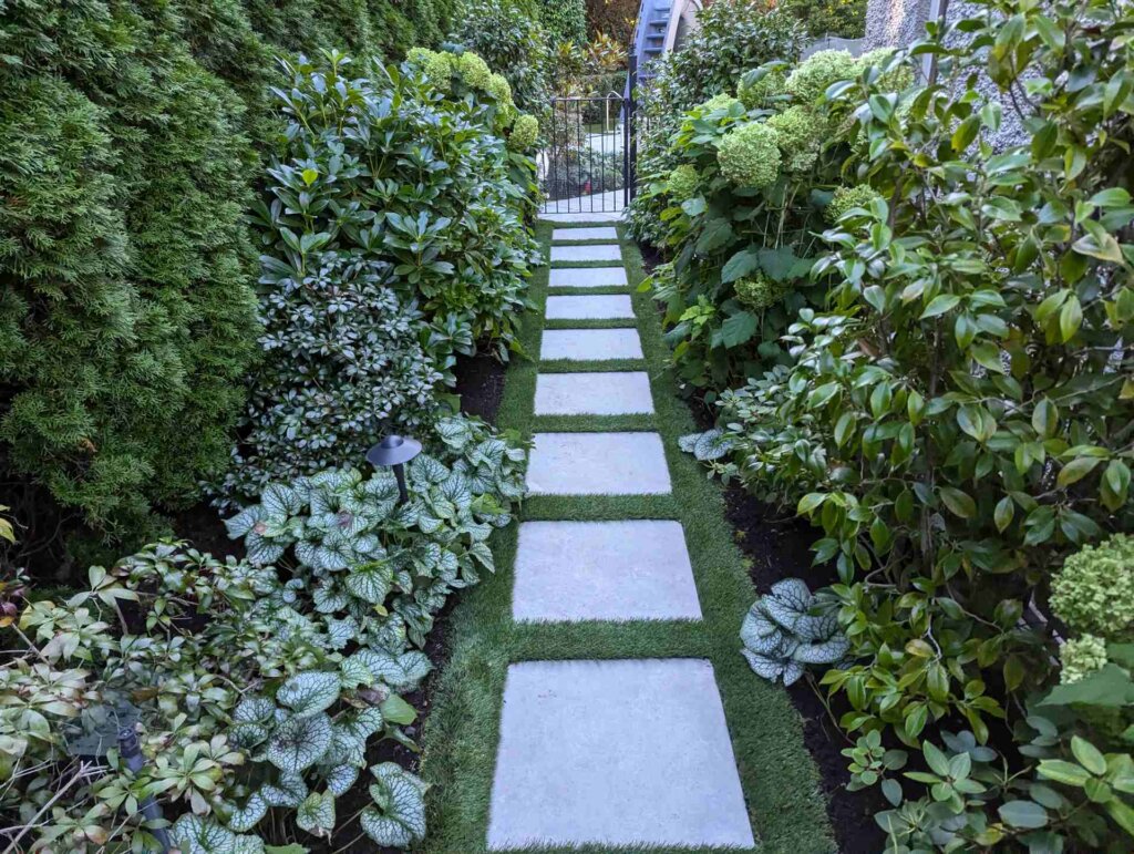 Garden MaintenanceWest Vancouver12